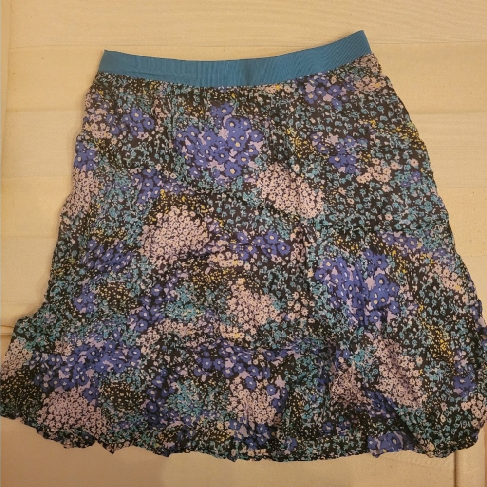 floral skirt